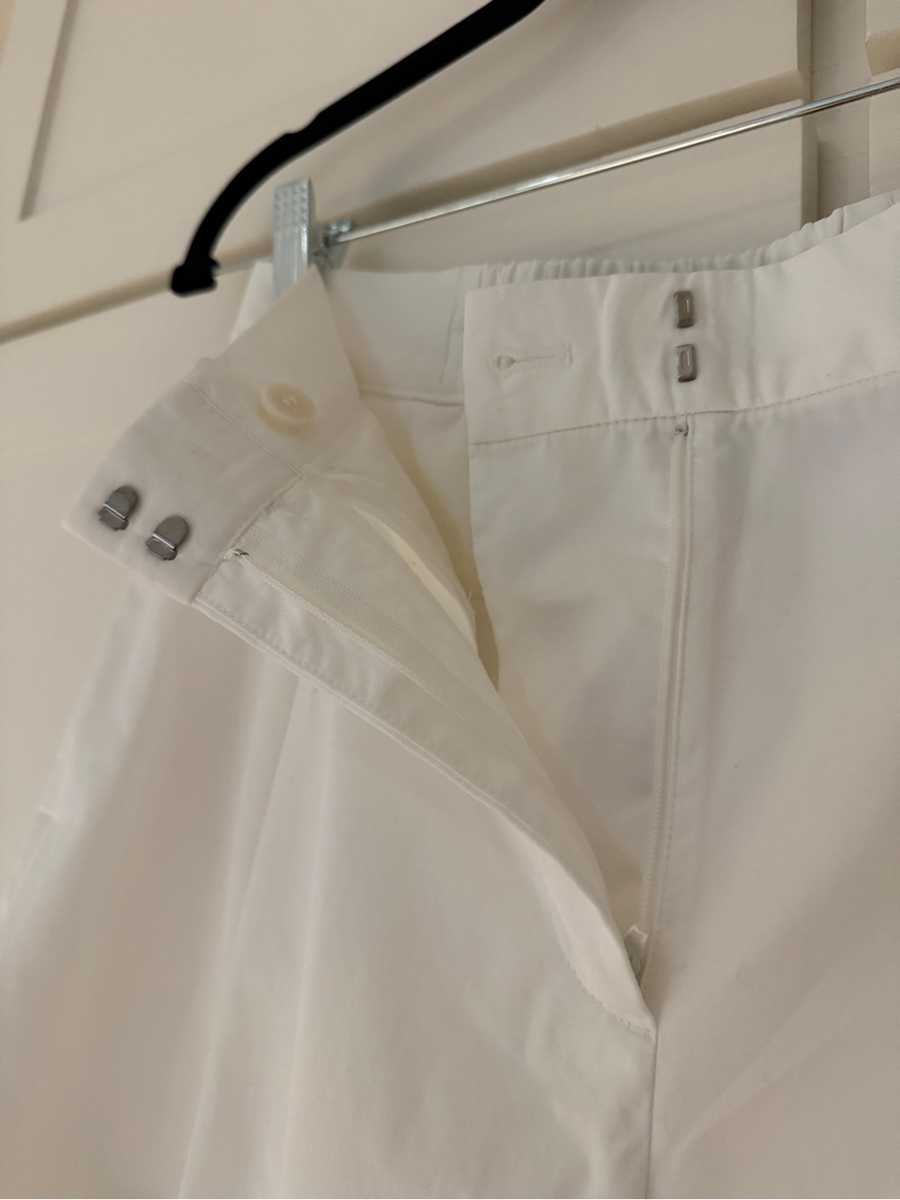 COS Elasticized Pleated Culottes White Cotton - Picture 14 of 17